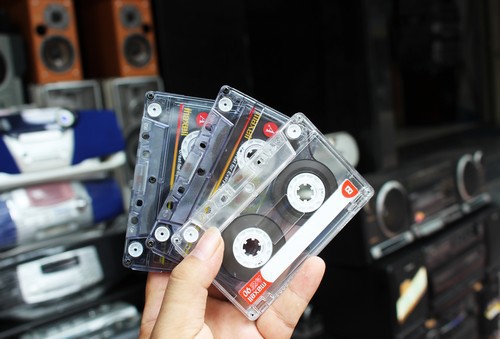 Thị Trường Băng Cassette Đang Lao Đao Vì Thiếu Nguyên Liệu Sản Xuất