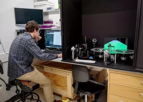 Tại Sao Apple, Google Và Facebook Làm Thí Nghiệm Trên Động Vật?