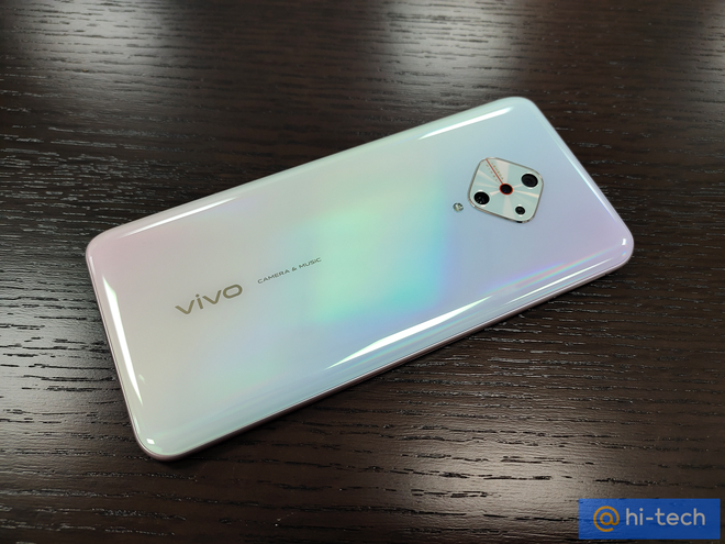 Vivo V17 Lộ Hình Ảnh Thực Tế Với Cụm Camera Sau Hình Kim Cương
