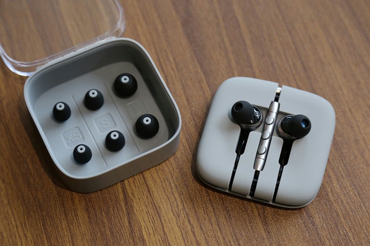 tai-nghe-mi-in-ear-headphone-piston-iron