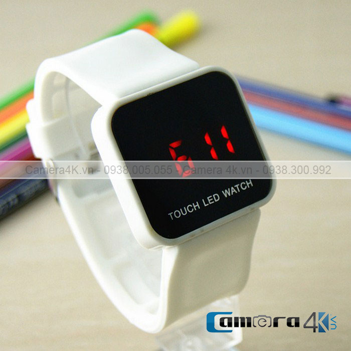 smartwatch-D1061-led