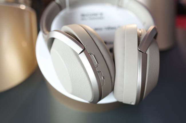 Sony giới thiệu 3 tai nghe không dây dòng 1000X, sử dụng công nghệ chống ồn tiên tiến nhất hiện nay, giá từ 4,99 triệu đồng - Ảnh 7.